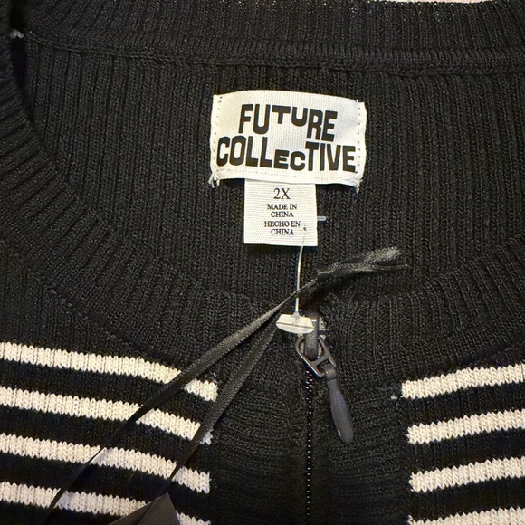 Striped Half-Zip Knit Sweater - Black & White - Picture 3 of 4